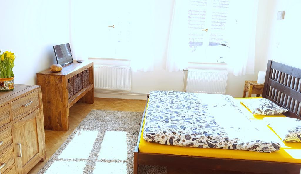 Apartmany U Namesti Broumov Eksteriør billede
